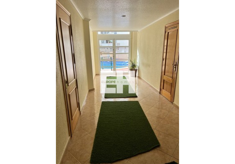 Resale - Apartment - Torrevieja - Centro
