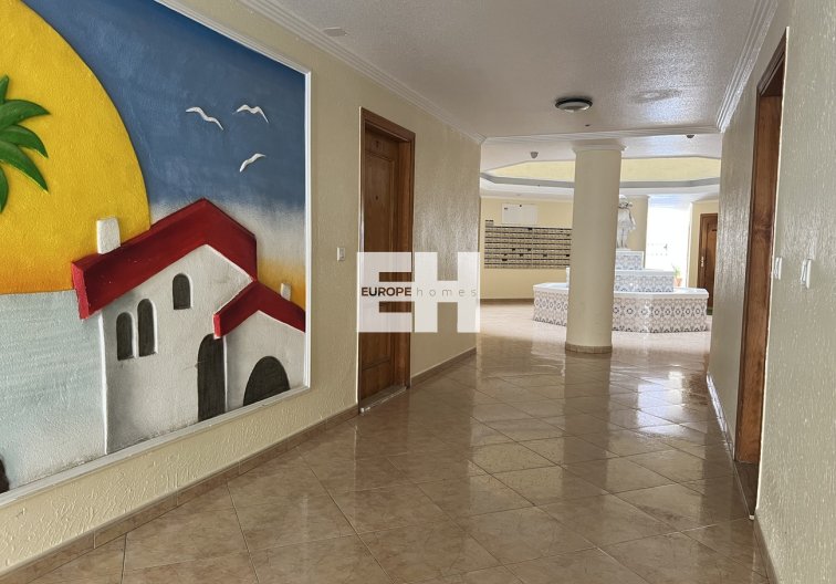 Resale - Apartment - Torrevieja - Centro