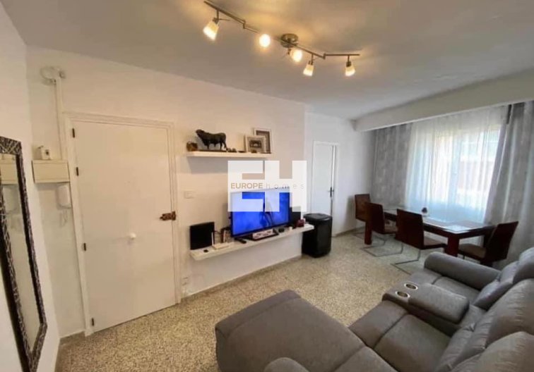 Resale - Apartment - Lo Pagan
