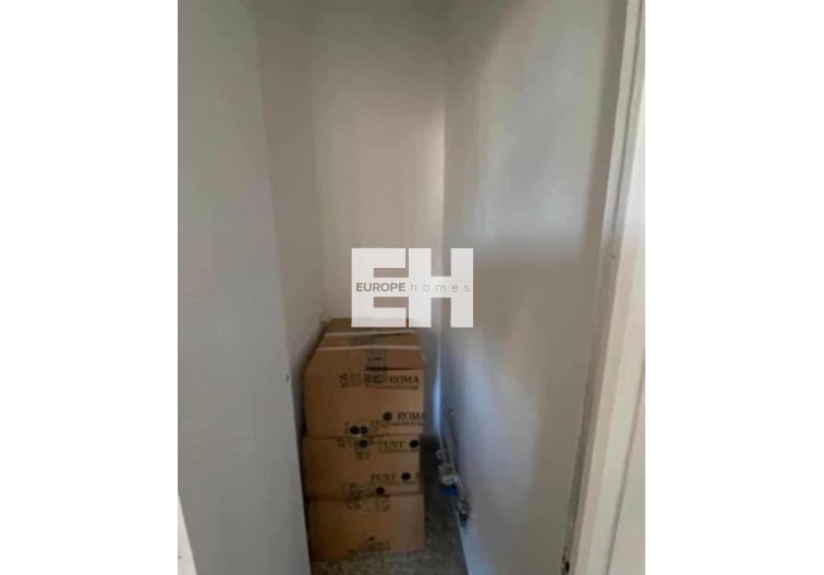 Resale - Apartment - Lo Pagan