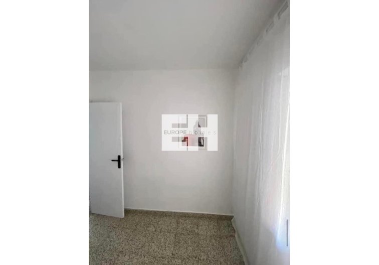 Resale - Apartment - Lo Pagan