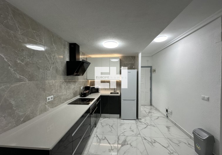 Resale - Apartment - Torrevieja - Costa Blanca