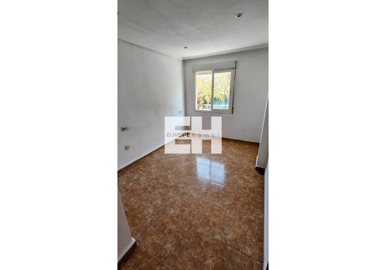 Segunda mano - Apartamento  - Torrevieja - Playa de los Locos