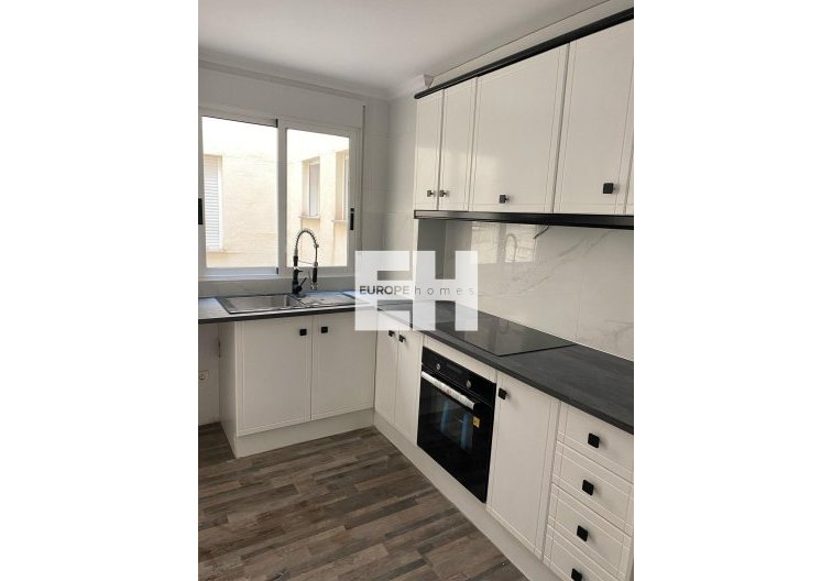 Segunda mano - Apartamento  - San Miguel de Salinas - Pueblo 9