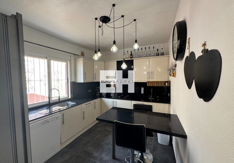 Segunda mano - Apartamento  - San Miguel de Salinas - Inland