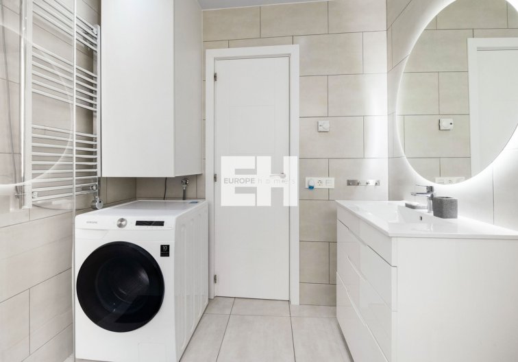 Resale - Apartment - Torrevieja - Playa del Cura