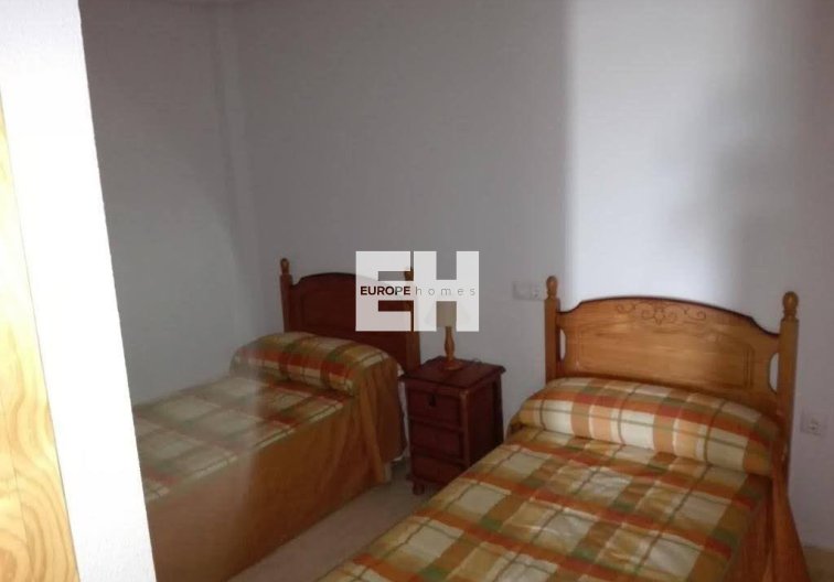 Resale - Duplex - Daya Vieja