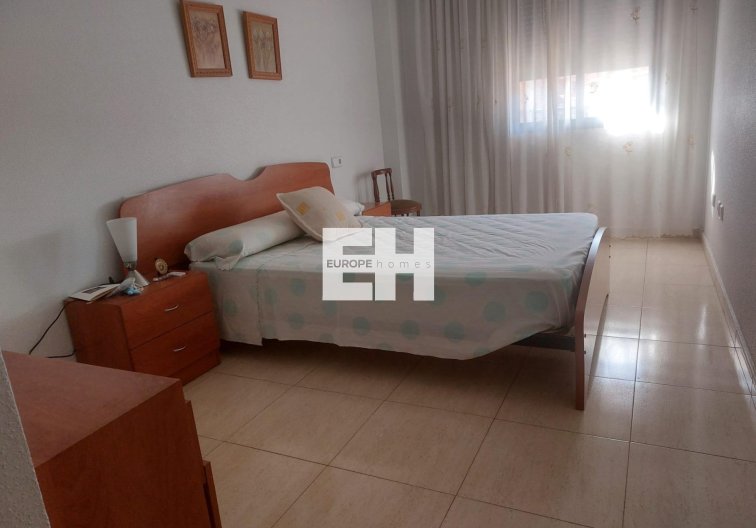 Segunda mano - Apartamento  - Orihuela - Zona Centro