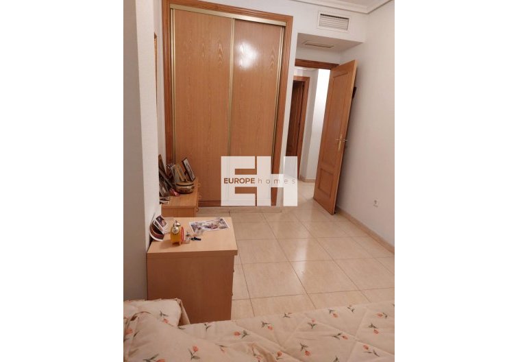 Segunda mano - Apartamento  - Orihuela - Zona Centro