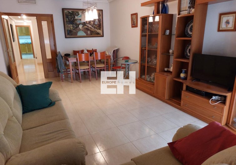 Segunda mano - Apartamento  - Orihuela - Zona Centro