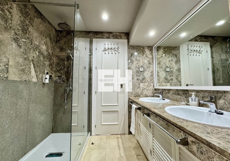 Segunda mano - villa - La Manga Club - Costa Calida