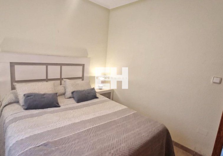 Resale - town house - Torrevieja - Torreblanca