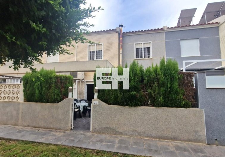 Resale - town house - Torrevieja - Torreblanca