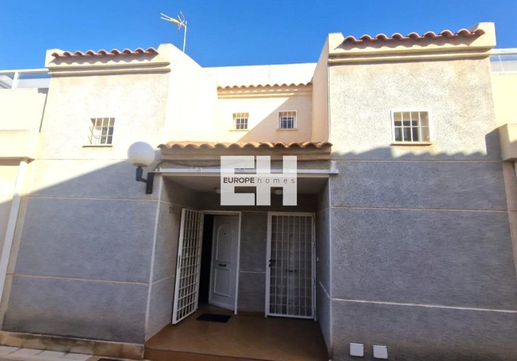 Resale - town house - Torrevieja - Torreblanca