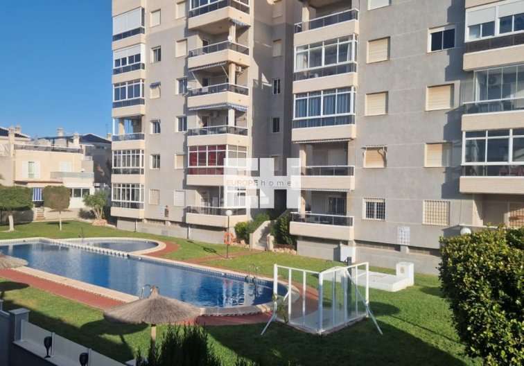 Resale - town house - Torrevieja - Torreblanca