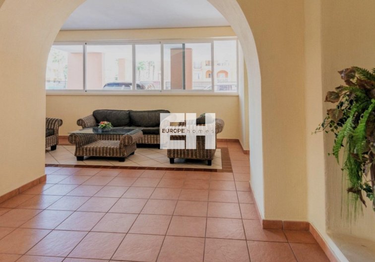 Segunda mano - Apartamento  - Torrevieja - Playa de los Locos