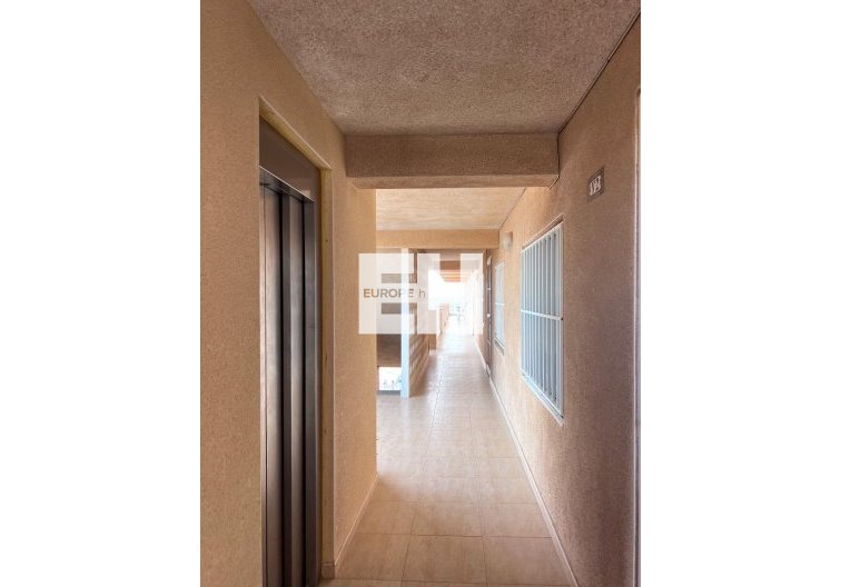 Segunda mano - Apartamento  - Torrevieja - Playa de los Locos