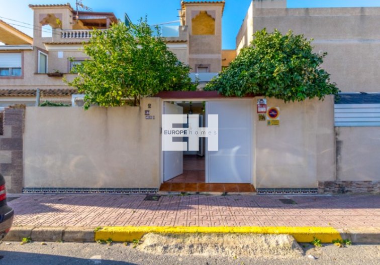Segunda mano - town house - Torrevieja - Costa Blanca