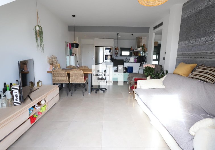 Resale - Bungalow - Pilar de la Horadada - Costa Blanca