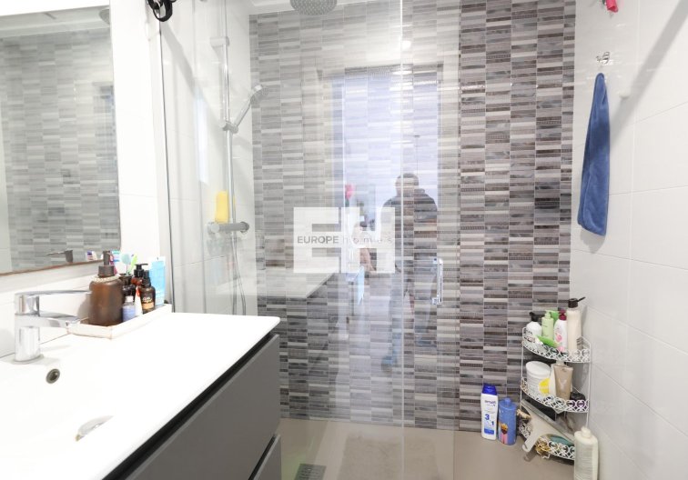 Resale - Bungalow - Pilar de la Horadada - Costa Blanca