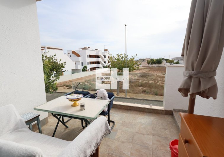 Resale - Bungalow - Pilar de la Horadada - Costa Blanca