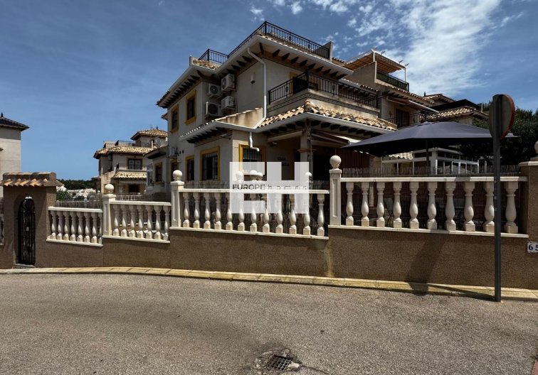 Resale - town house - Orihuela Costa - Costa Blanca