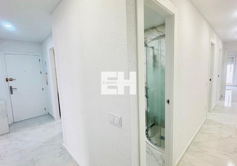 Segunda mano - Apartamento  - Torrevieja - Playa del Cura