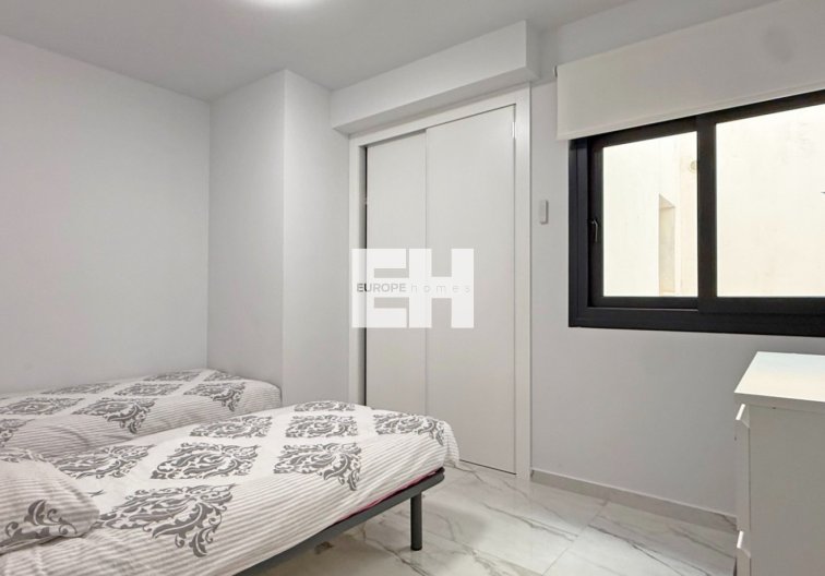 Resale - Apartment - Orihuela Costa - Costa Blanca