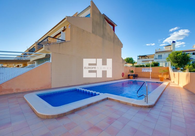 Revente - villa - Orihuela Costa - Costa Blanca