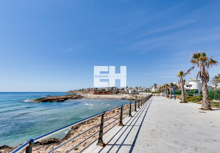 Revente - villa - Orihuela Costa - Costa Blanca