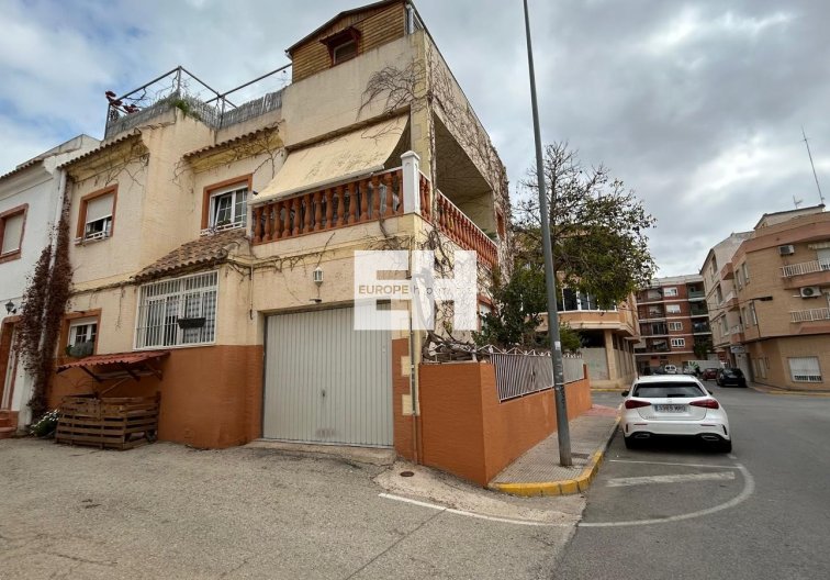 Segunda mano - villa - Los Montesinos - Costa Blanca