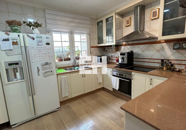 Segunda mano - villa - Los Montesinos - Costa Blanca