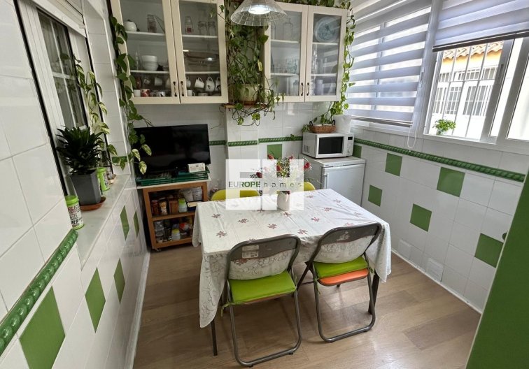 Segunda mano - villa - Los Montesinos - Costa Blanca