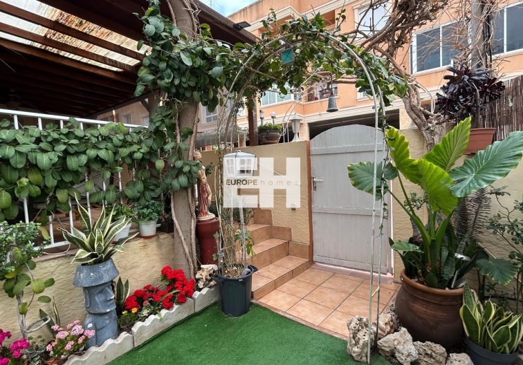 Segunda mano - villa - Los Montesinos - Costa Blanca