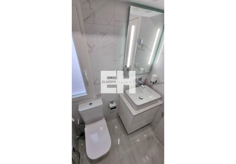 Resale - Apartment - Torrevieja - Centro