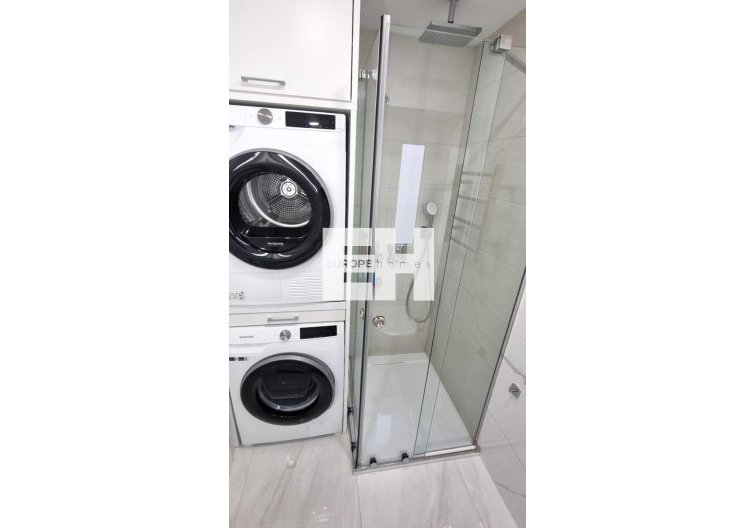 Resale - Apartment - Torrevieja - Centro