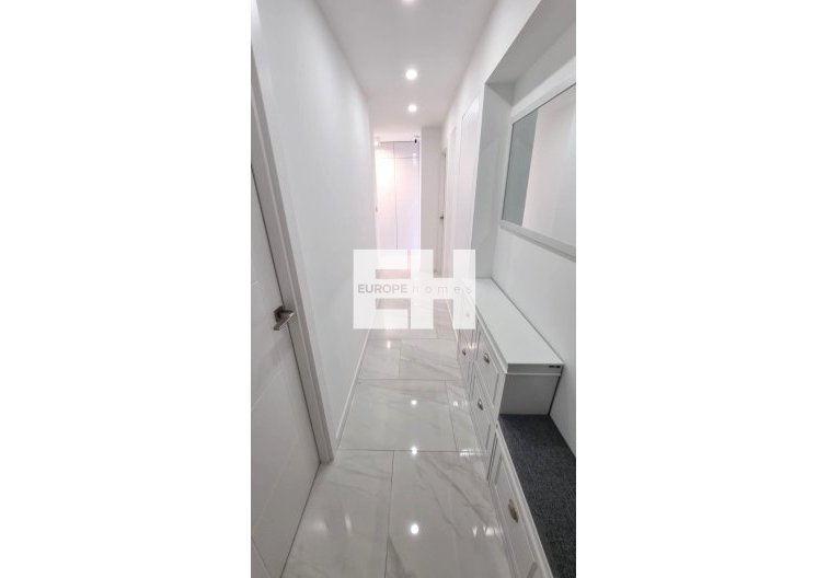 Resale - Apartment - Torrevieja - Centro