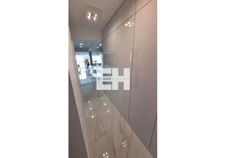 Resale - Apartment - Torrevieja - Centro