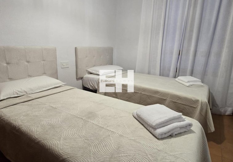 Segunda mano - Apartamento  - Torrevieja - Centro