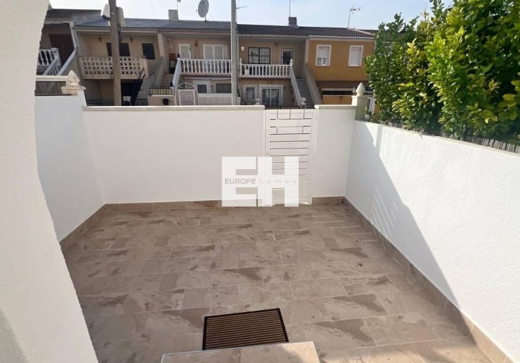 Segunda mano - town house - Torrevieja - Los Balcones - Los Altos Del Edén