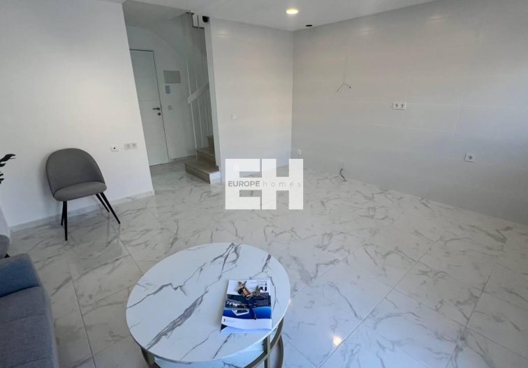 Segunda mano - town house - Torrevieja - Los Balcones - Los Altos Del Edén