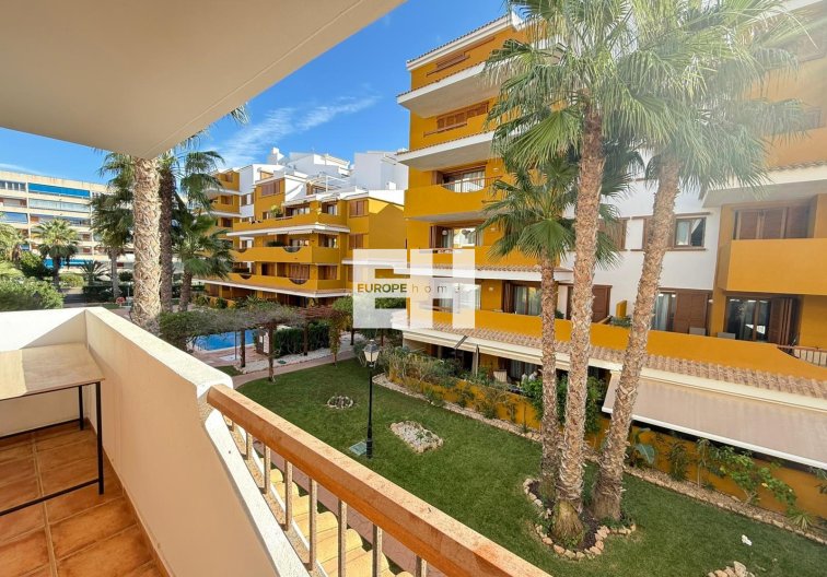 Segunda mano - Apartamento  - Torrevieja - Punta Prima