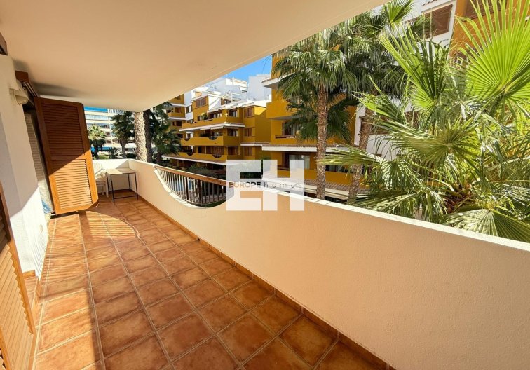 Segunda mano - Apartamento  - Torrevieja - Punta Prima
