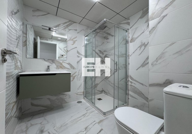 Segunda mano - Apartamento  - Torrevieja - Centro