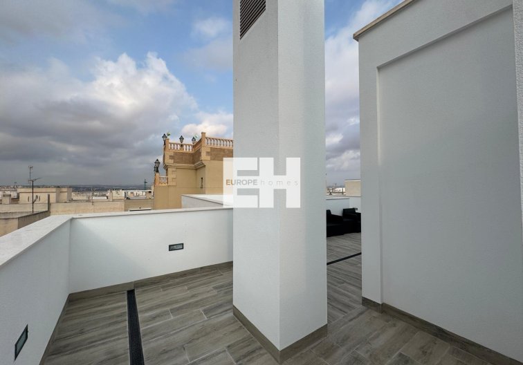 Segunda mano - Apartamento  - Torrevieja - Centro