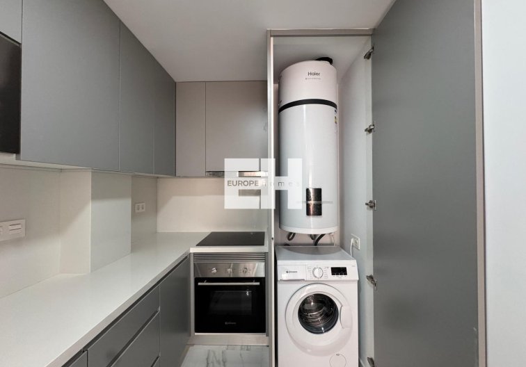 Segunda mano - Apartamento  - Torrevieja - Centro