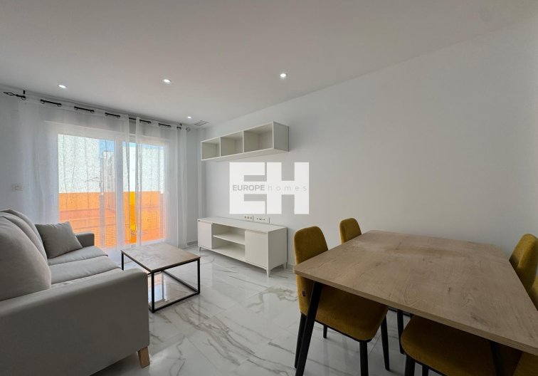 Segunda mano - Apartamento  - Torrevieja - Centro