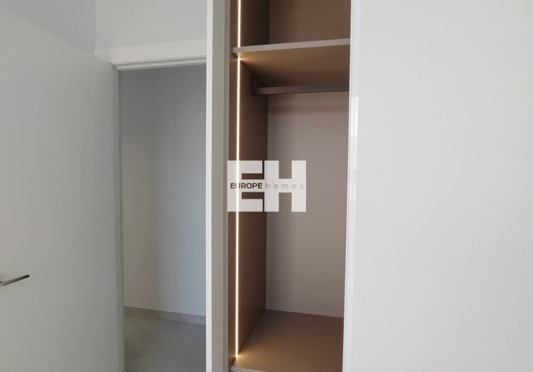 Revente - Appartement - Torrevieja - CENTRE PLAYA DEL CURA LAS PISCINAS