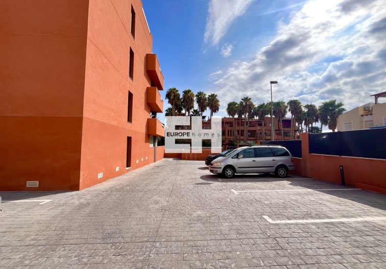Segunda mano - Apartamento  - Villamartin - Costa Blanca