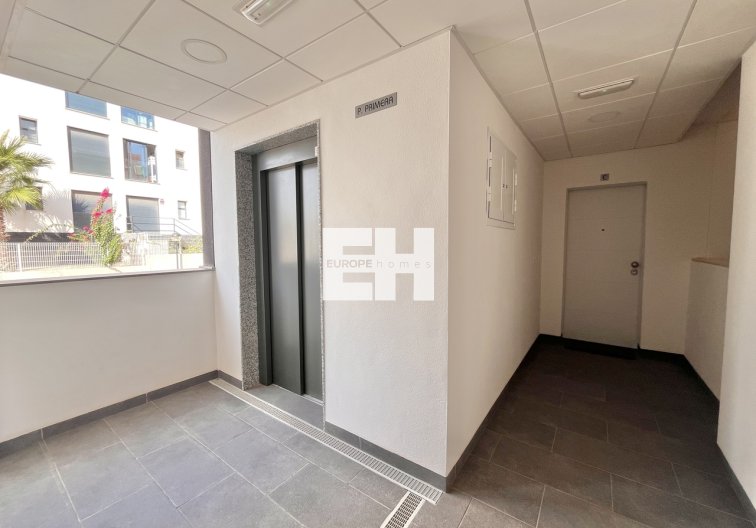 Segunda mano - Apartamento  - Villamartin - Costa Blanca